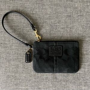 Vintage Coach Signature Black Wristlet